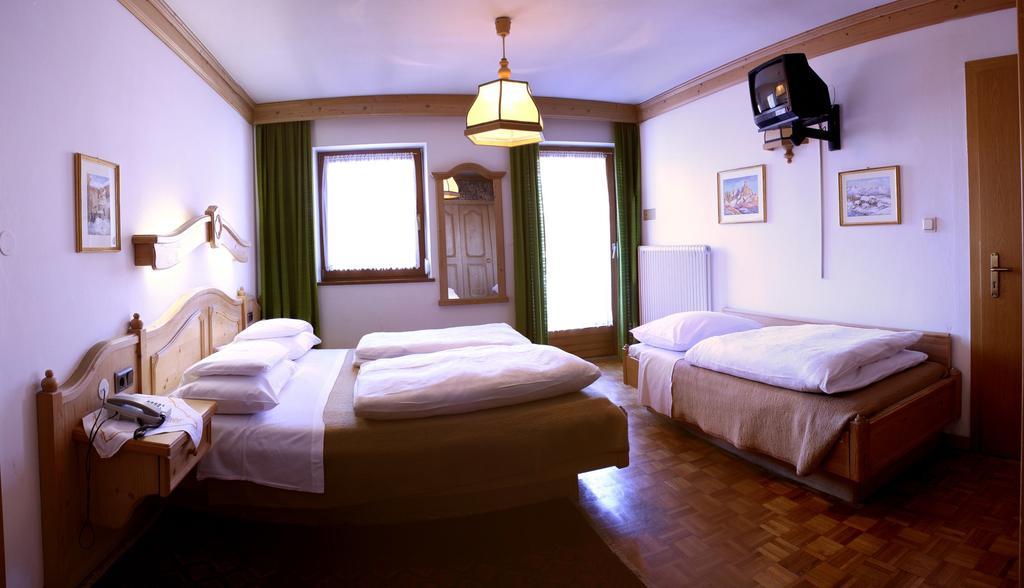 Hotel Dolomiti Madonna Ortisei Luaran gambar
