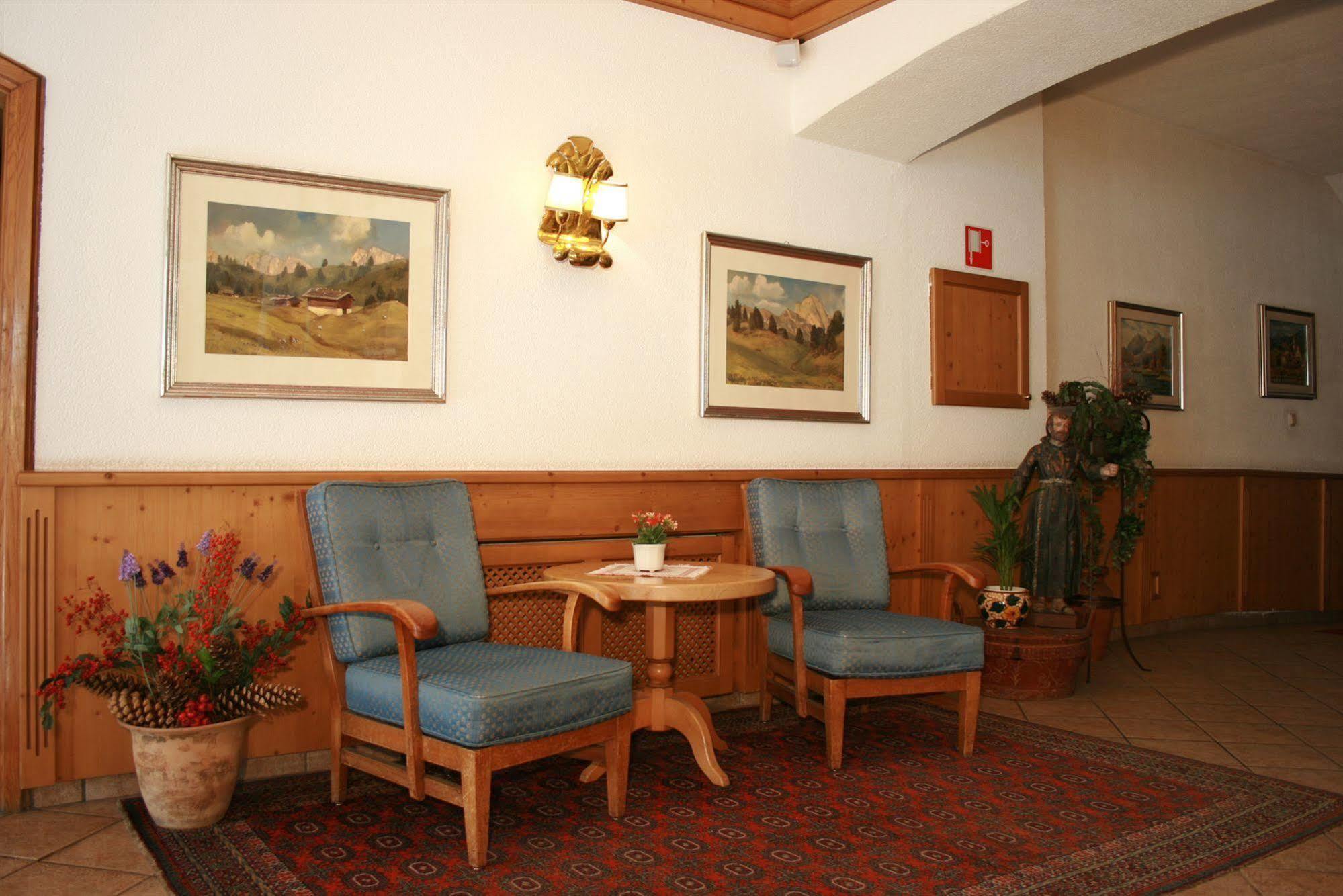 Hotel Dolomiti Madonna Ortisei Luaran gambar