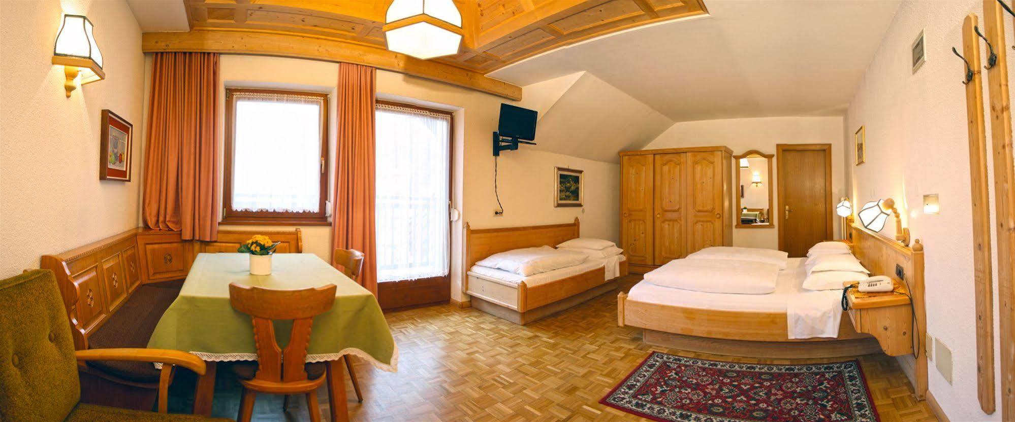 Hotel Dolomiti Madonna Ortisei Luaran gambar