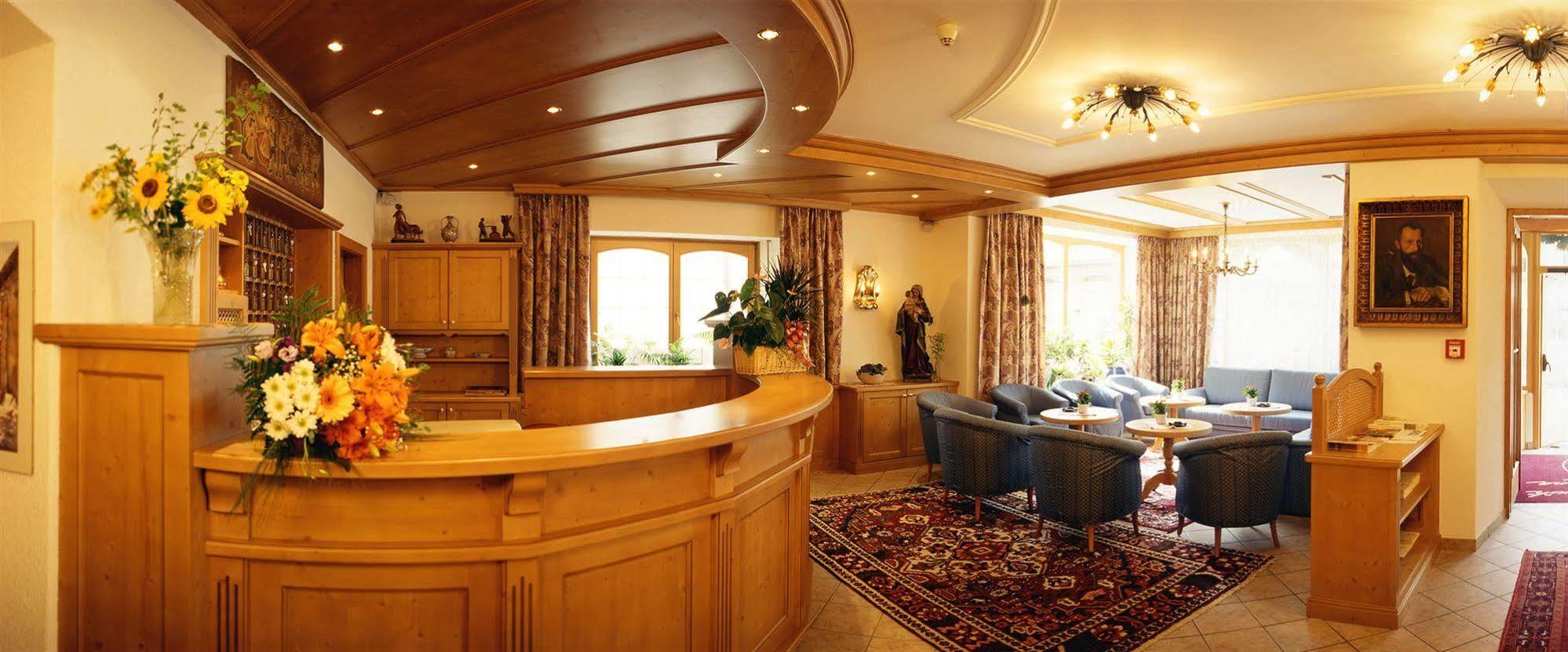Hotel Dolomiti Madonna Ortisei Luaran gambar